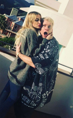 Jessica and Ashlee Simpson's Dad Joe Simpson Is Cancer-Free Following Radiation Treatments Jessica and Ashlee Simpson's Dad Joe Simpson Is Cancer-Free Following Radiation Treatments